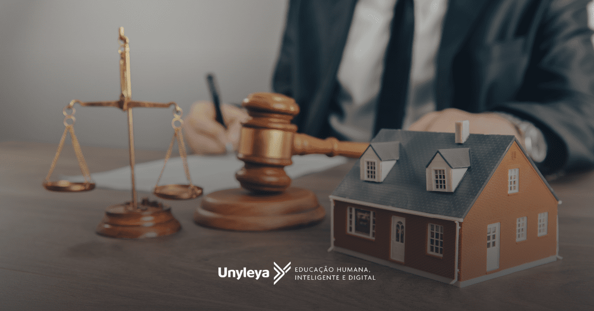 Como começar a advogar no direito imobiliário?