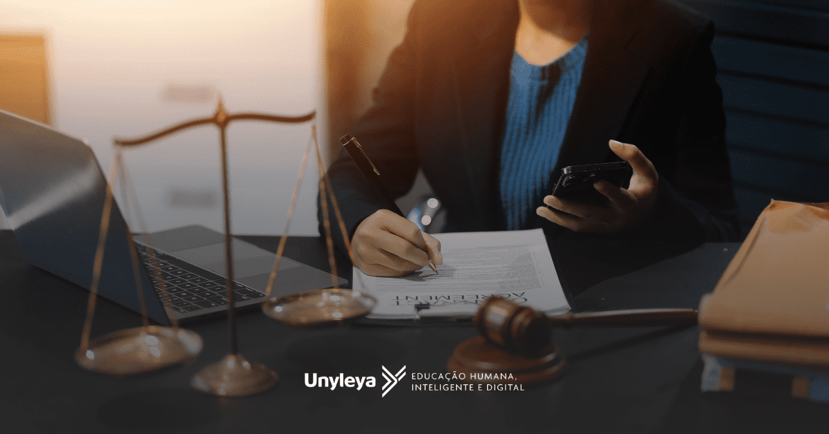 Direito civil: o que é, como aprender, importância e pós-graduação